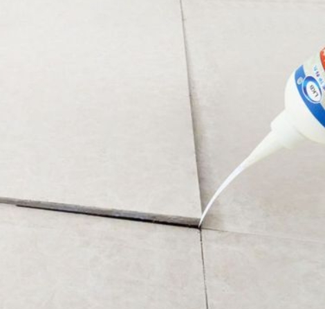 赤峰市瓷砖空鼓维修公司分享卫生间瓷砖脱落的原因可能有以下几点